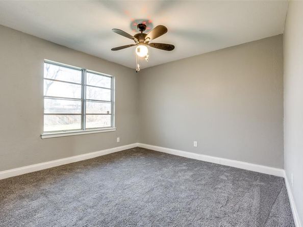 3124  Hillglenn  , Dallas Texas 75228