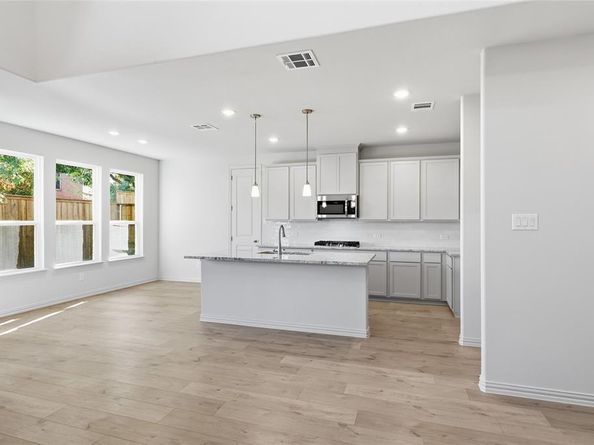 2504  Brandi Lane , Corinth Texas 75409