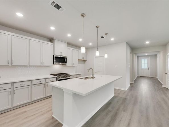 660  Marcus Lane , Crowley Texas 76036
