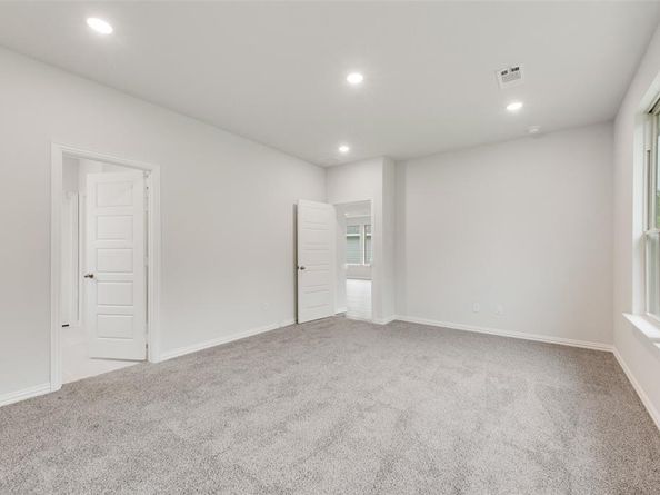 660  Marcus Lane , Crowley Texas 76036