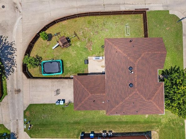 217  Buffalo Creek Drive , DeSoto Texas 75115