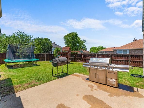 217  Buffalo Creek Drive , DeSoto Texas 75115