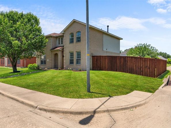 217  Buffalo Creek Drive , DeSoto Texas 75115