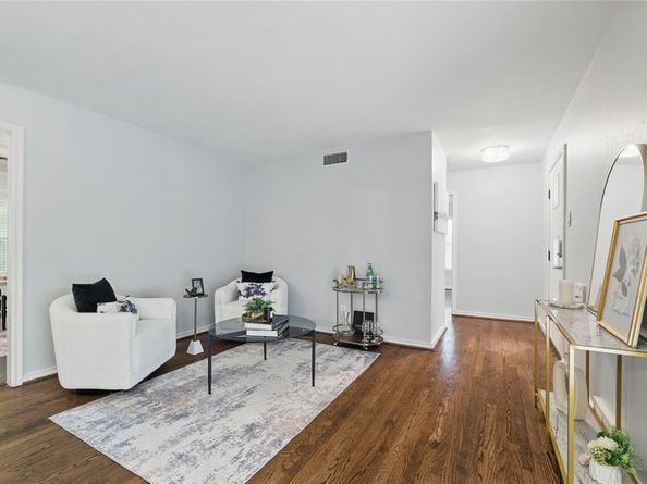 9770  Twin Creek Drive , Dallas Texas 75228