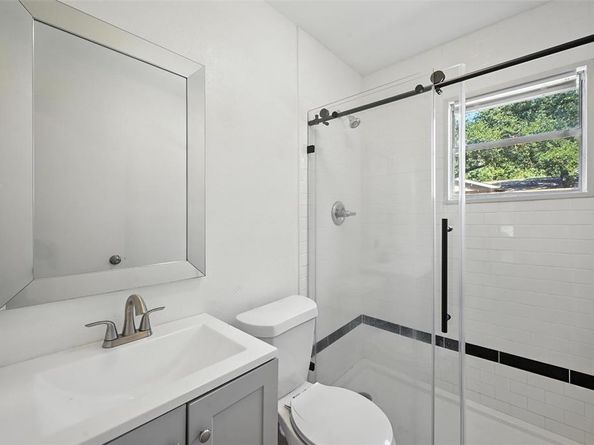 213  Oak Tree Lane , Hickory Creek Texas 75065