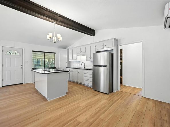 213  Oak Tree Lane , Hickory Creek Texas 75065