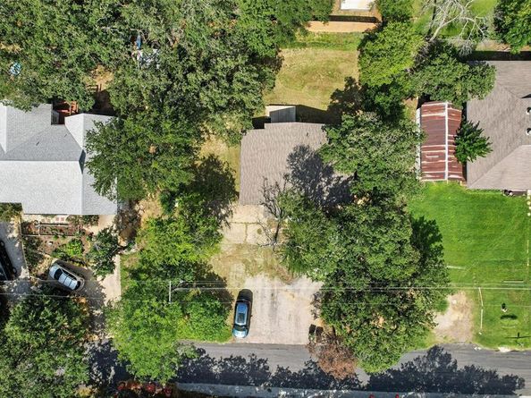 213  Oak Tree Lane , Hickory Creek Texas 75065