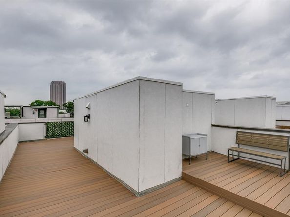 3816  Roseland Avenue  C200, Dallas Texas 75204