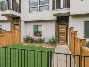 3816  Roseland Avenue  C200, Dallas Texas 75204