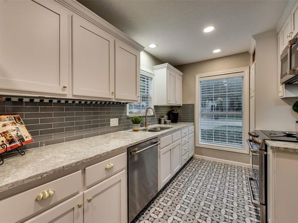 3835  El Campo Avenue , Fort Worth Texas 76107