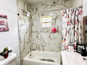 3030  Warren Avenue , Dallas Texas 75215