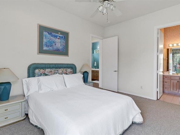 2318  Stone Bridge Drive , Arlington Texas 76006