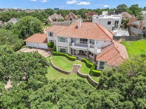 2318  Stone Bridge Drive , Arlington Texas 76006