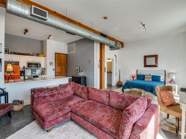 2502  Live Oak Street  322, Dallas Texas 75204