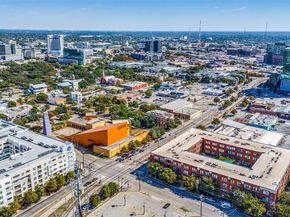 2502  Live Oak Street  322, Dallas Texas 75204
