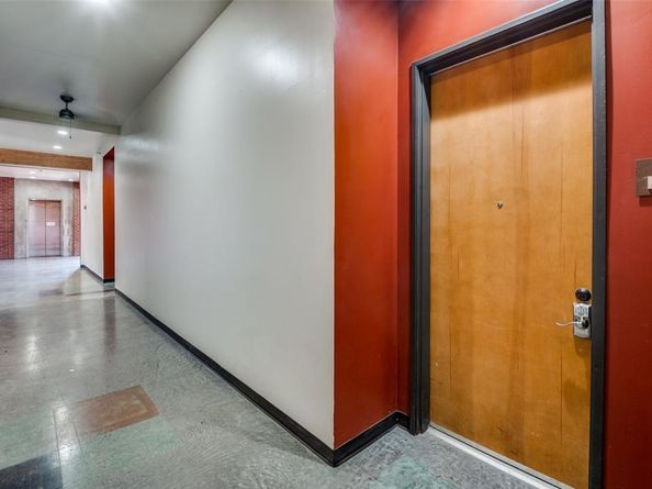 2502  Live Oak Street  322, Dallas Texas 75204