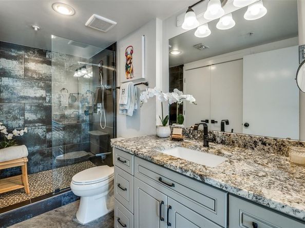 2502  Live Oak Street  322, Dallas Texas 75204