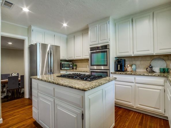 3644 W Seminary Drive , Fort Worth Texas 76109