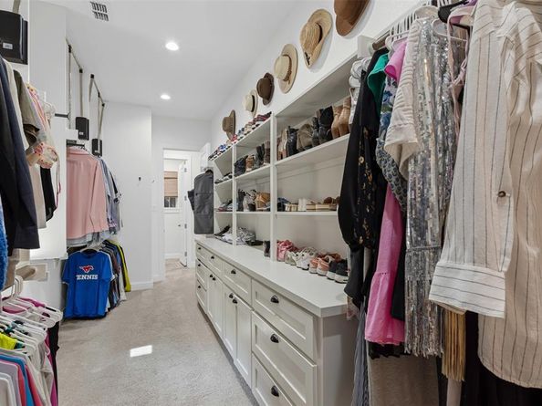 5623  Matalee Avenue , Dallas Texas 75206