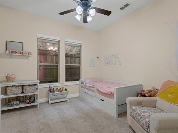 5623  Matalee Avenue , Dallas Texas 75206