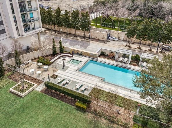 1918  Olive Street  502, Dallas Texas 75201