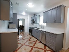 1047  Quail Run , Duncanville Texas 75116