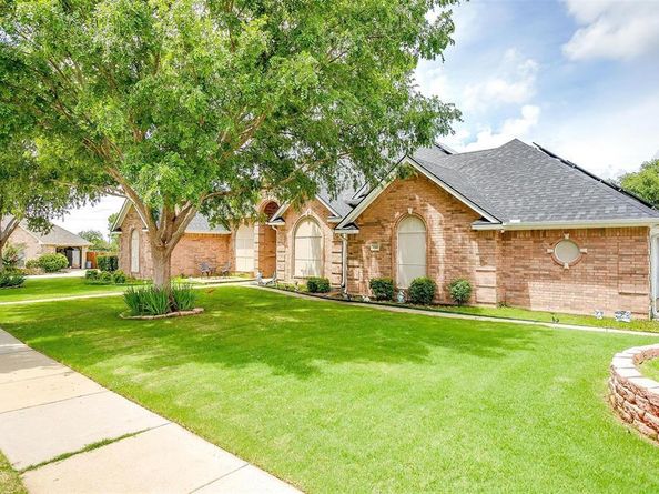 1200  Blackberry Court , Crowley Texas 76036