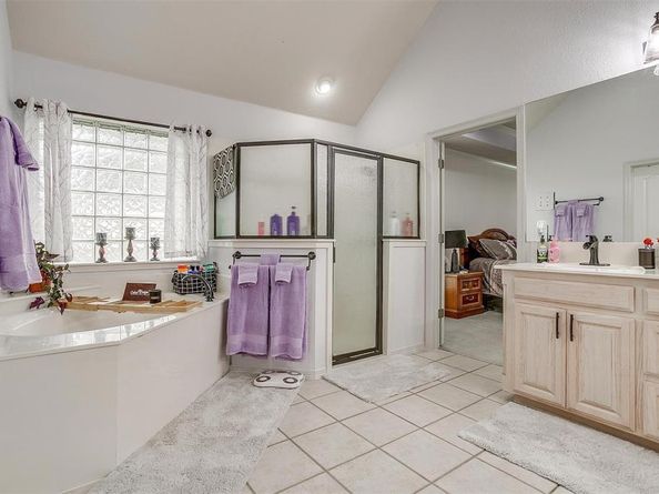 1200  Blackberry Court , Crowley Texas 76036