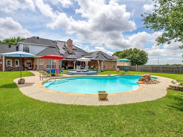 1200  Blackberry Court , Crowley Texas 76036