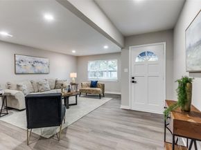 329  Chateau Drive , Fort Worth Texas 76134