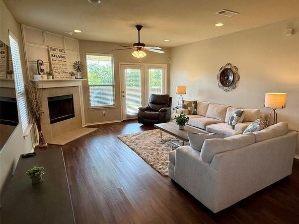 1117  Prairie Heights Drive , Fort Worth Texas 76108