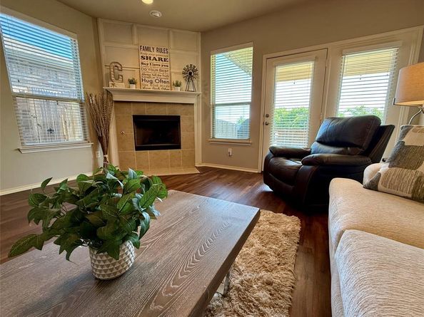 1117  Prairie Heights Drive , Fort Worth Texas 76108