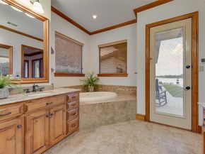 12624  Lake Shore Court N, Fort Worth Texas 76179