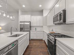 2741  Merrimac Street  102, Fort Worth Texas 76107