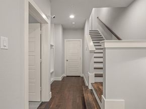 2741  Merrimac Street  102, Fort Worth Texas 76107