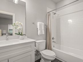 2741  Merrimac Street  102, Fort Worth Texas 76107