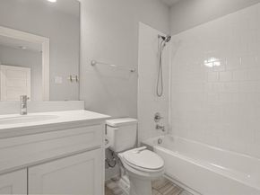 2741  Merrimac Street  102, Fort Worth Texas 76107