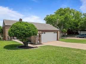 302  Columbia Drive , Rockwall Texas 75032