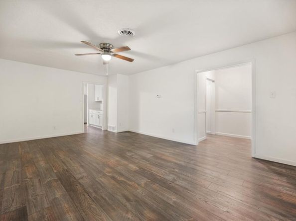 2250  Capri Drive , Fort Worth Texas 76114