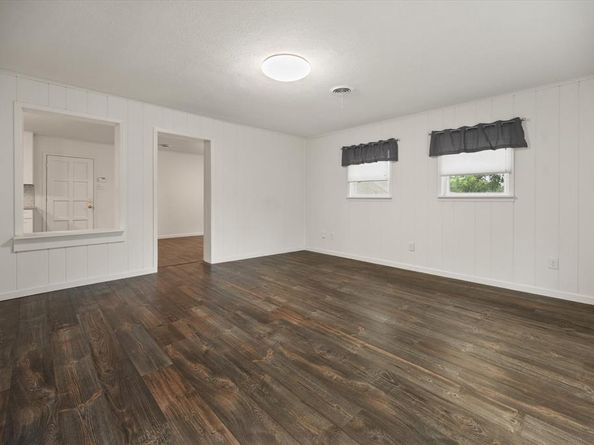 2250  Capri Drive , Fort Worth Texas 76114