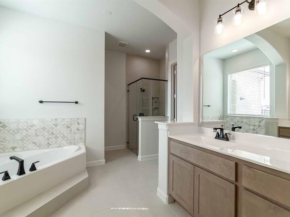 124  Deep Water Court , Heath Texas 75126