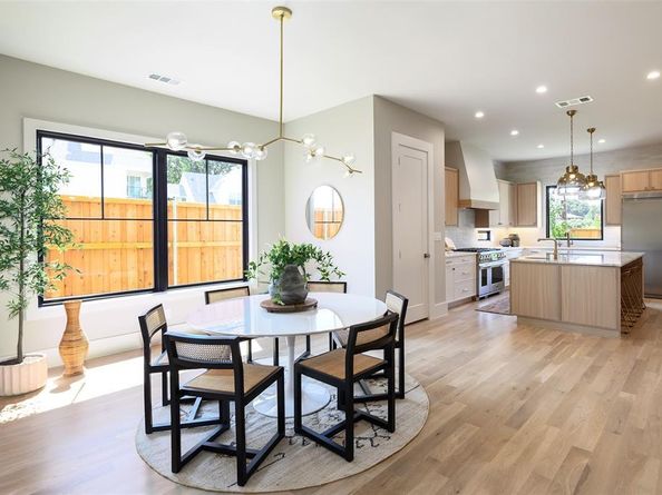 5746  Goodwin Avenue , Dallas Texas 75206