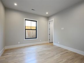 5746  Goodwin Avenue , Dallas Texas 75206