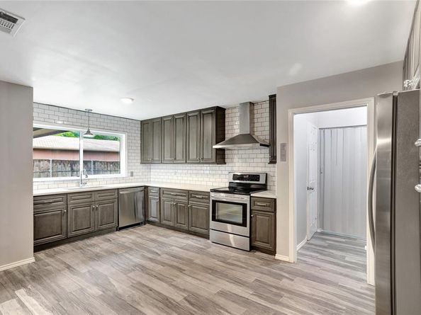 1510  Bowie Street , Garland Texas 75042