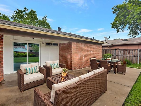 1510  Bowie Street , Garland Texas 75042