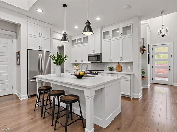 8327  Nunley Lane , Dallas Texas 75231