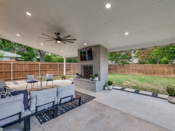 4216  Whitfield Avenue , Fort Worth Texas 76109