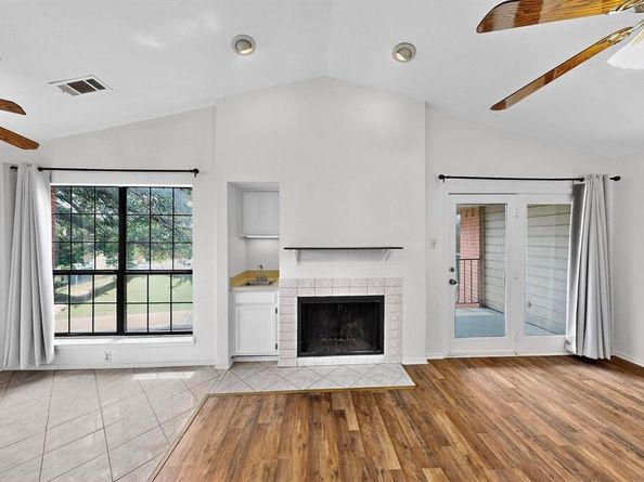 5909  Lake Hubbard Parkway  215, Garland Texas 75043