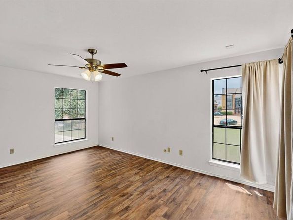 5909  Lake Hubbard Parkway  215, Garland Texas 75043