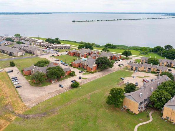 5909  Lake Hubbard Parkway  215, Garland Texas 75043